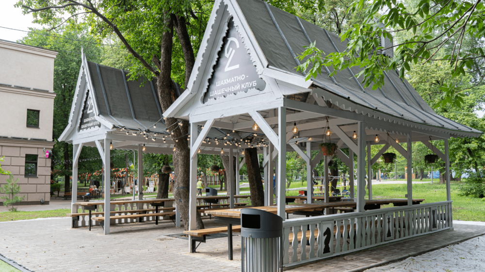 Реставрация шахматной беседки