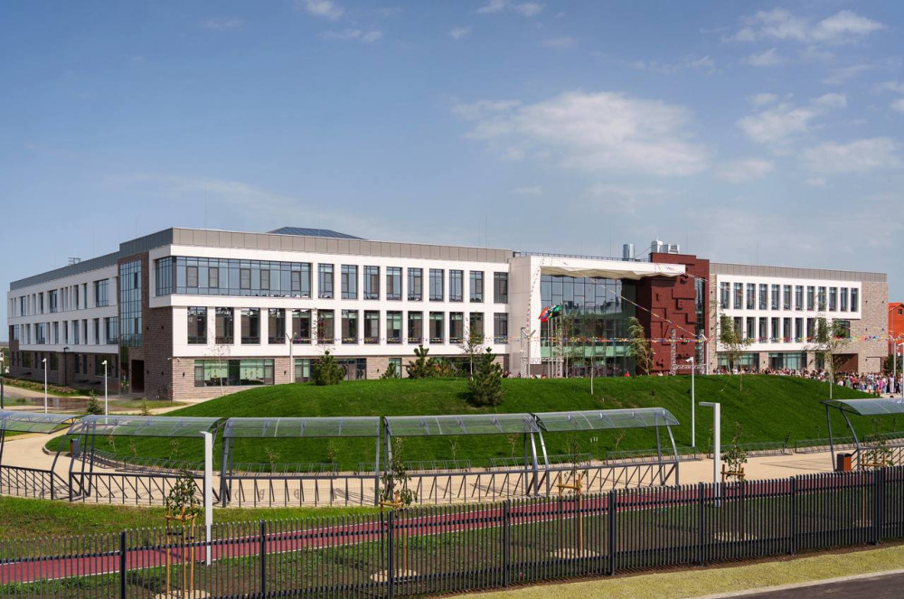 В Белгородском районе открылась крупнейшая в регионе школа «Большая Медведица»